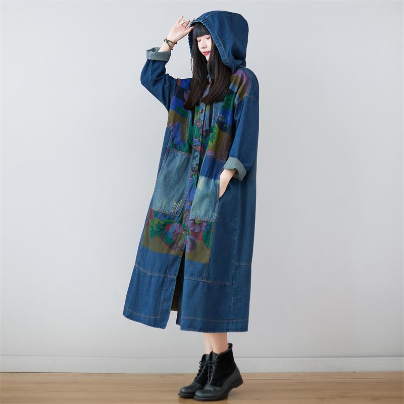 Retro Extended Style Hooded Denim Jacket With Artistic Stitching