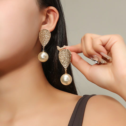 Boucles d'oreilles pendantes en perles de goutte d'eau de tempérament