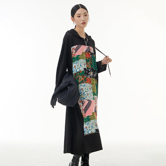 Robe à capuche imprimée colorée en patchwork de grande taille en tricot