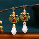 Retro Craftsmanship High-End Stud Earrings