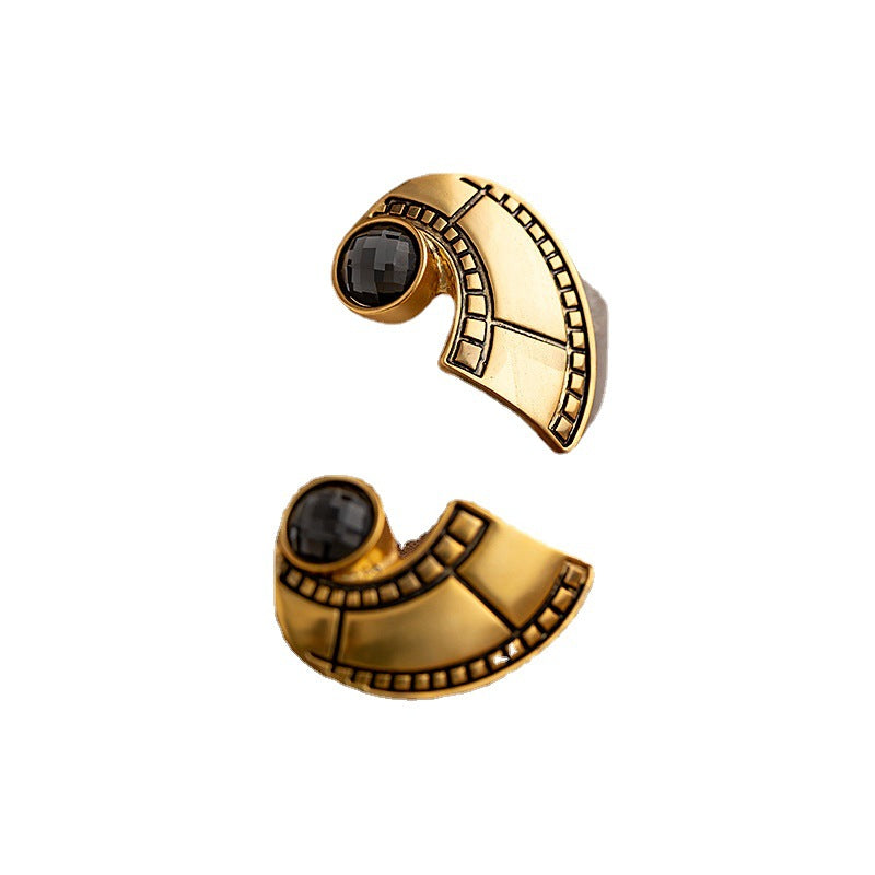 Vintage Earrings With A High Sense Of Temperament