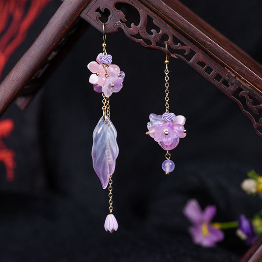 Niche rétro haut de gamme fleur de verre longues boucles d'oreilles asymétriques à pampilles