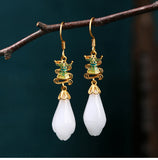 Temperament Retro Court Earrings