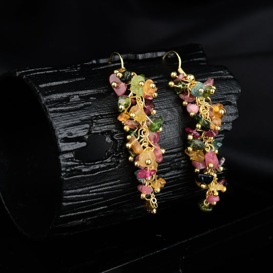 Boucles d'oreilles longues faites à la main en gravier de tourmaline naturelle