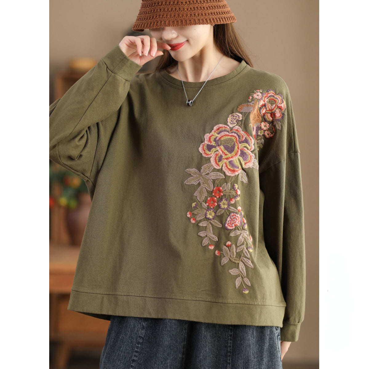 Three-Dimensional Embroidery Artistic Long-Sleeved T-Shirt