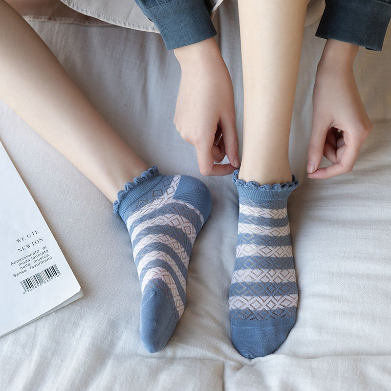 5 Women Casual Stripe Rhomboids Lacework Socks