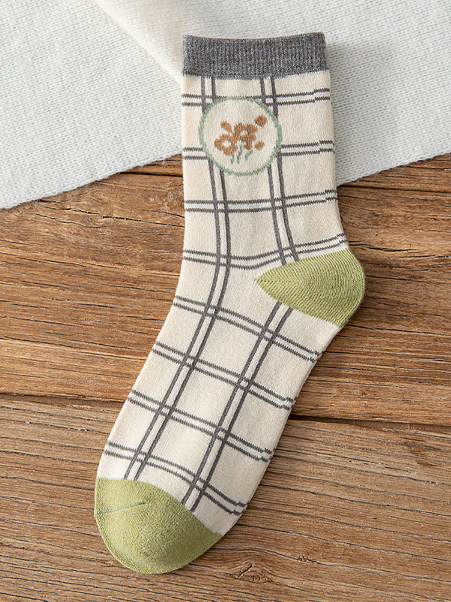 4 Pairs Women Cute Winter Cotton Socks