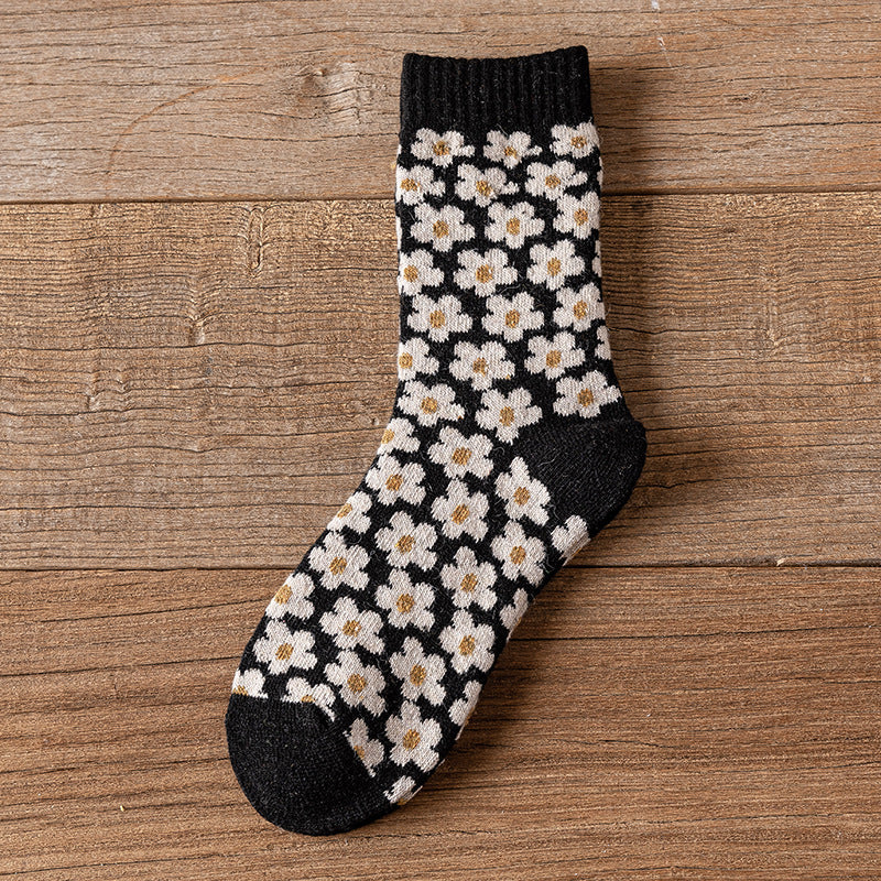 4 Pairs Women Winter Casual Geometrc Flower Print Thick Socks